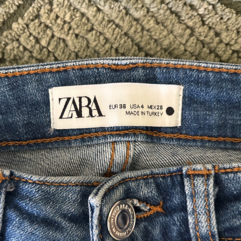 Zara Women's Skinny Blue Jeans - Picture 8 of 11